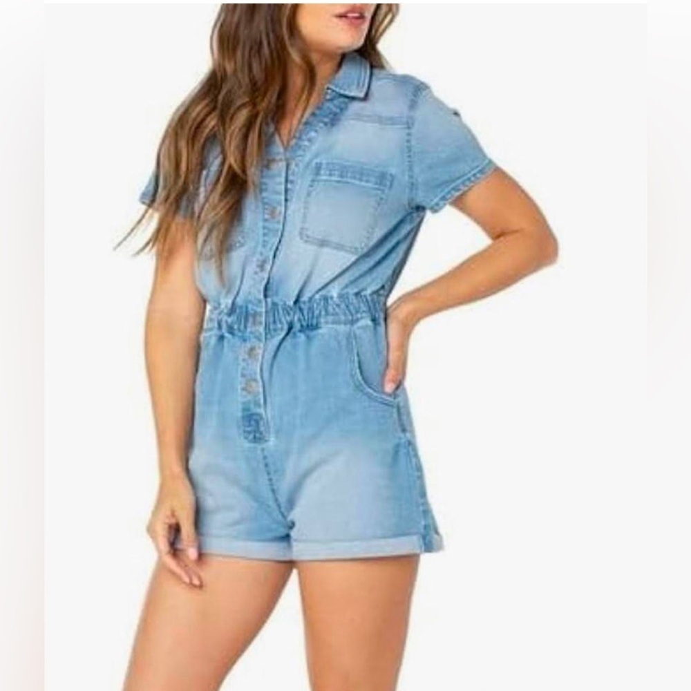 Celebrity Pink Romper Size S (3-5)